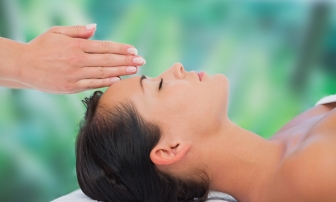 Reiki FAQ: A Quick Guide For Beginners