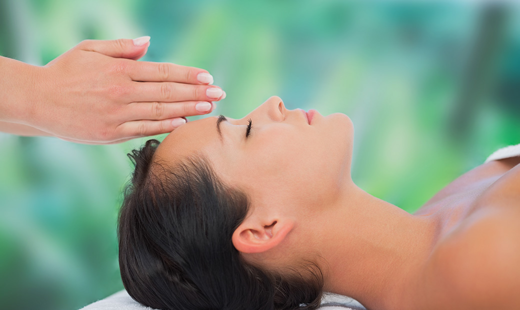 Reiki FAQ: A Quick Guide For Beginners